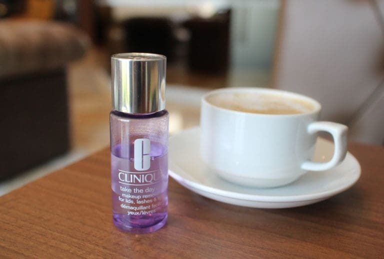 Top 10 Makeup Remover That Women Use Most Newsblare