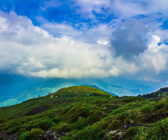 Ponmudi hill stations 