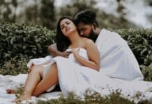 Indian couple intimate photoshoots went viral!