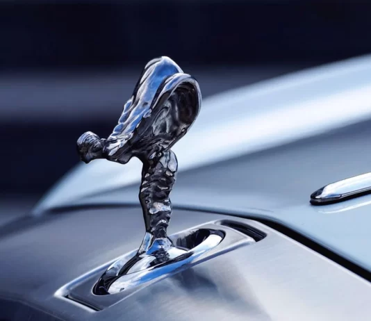 Rolls Royce hits record-breaking sales