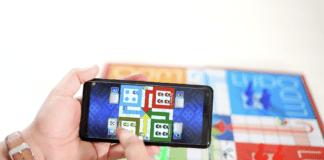 Online ludo games playing