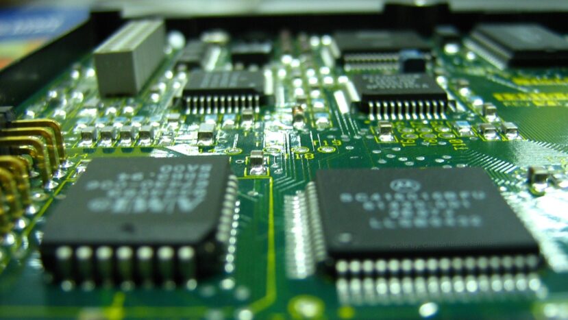 Canada to invests on Semiconductor