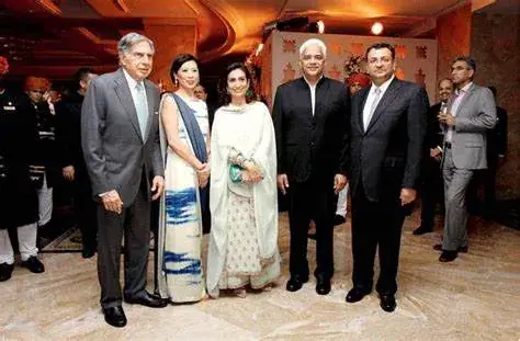 Mistry family - richest families in Asia
