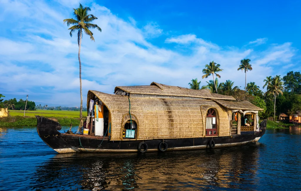 Alleppey - Best Places to Visit in Kerala