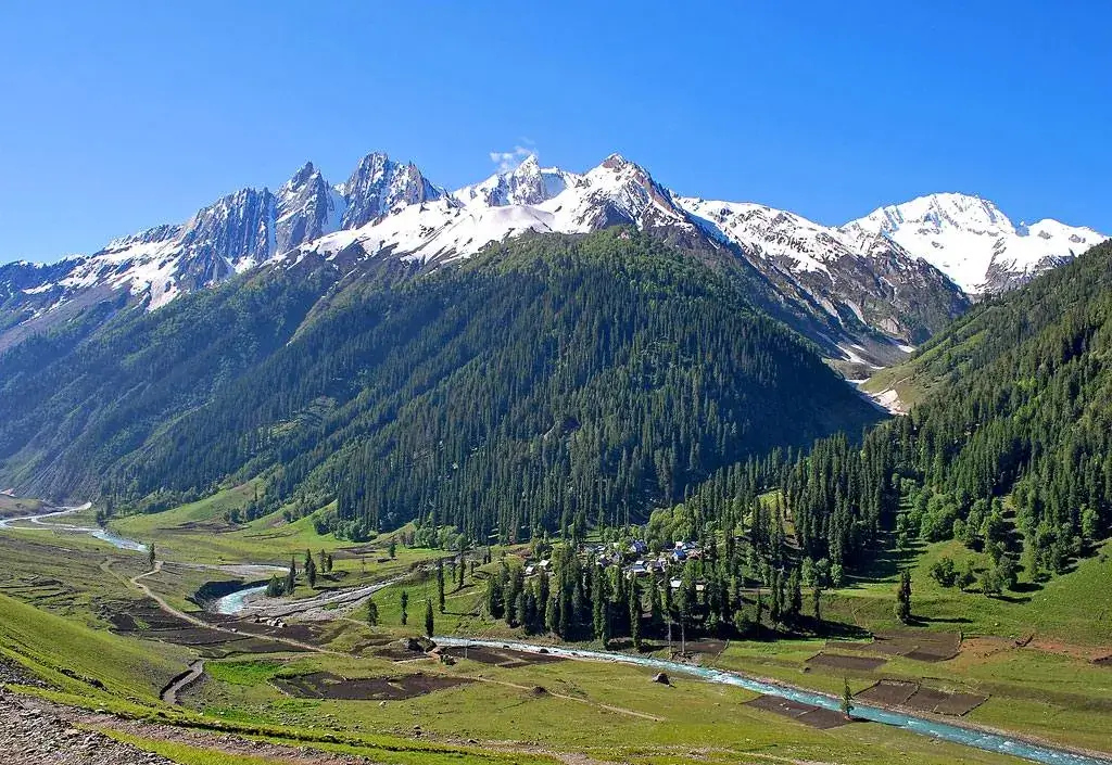 Sonmarg, Jammu & Kashmir - Best Places for Honeymoon in India