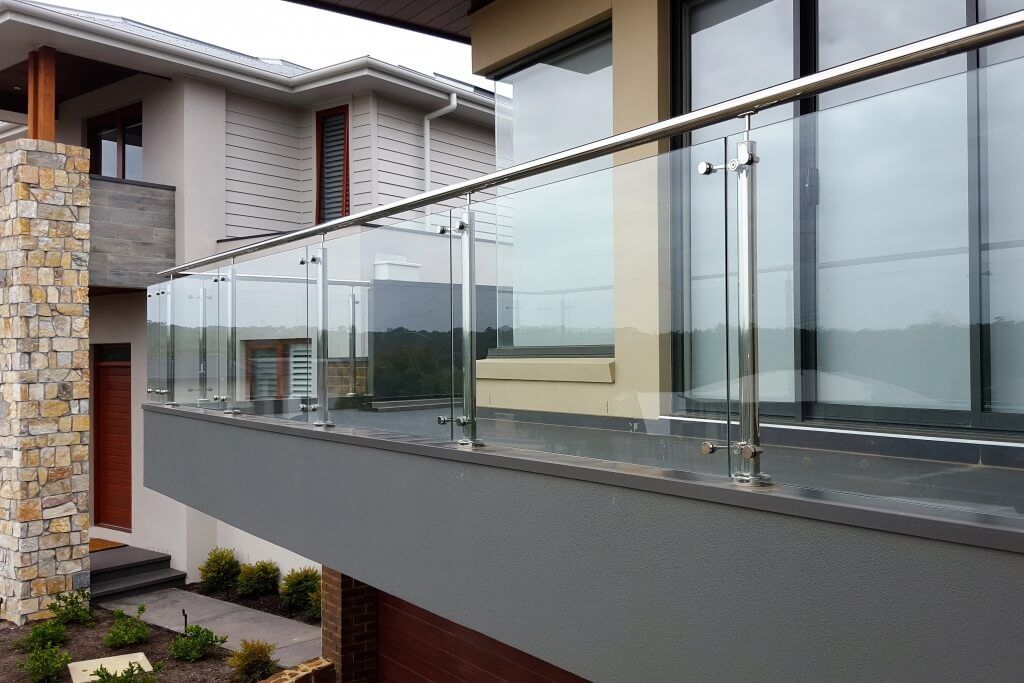 Advantages of Glass Balustrades