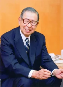 Hideyuki Busujima & family  - Richest Persons in Japan