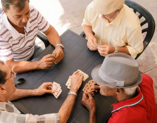 Memory card games for seniors