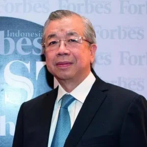 Eddy Katuari & family  - Richest Persons in Indonesia