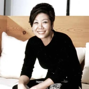 Lee Hwa-kyung - Richest Persons in Korea