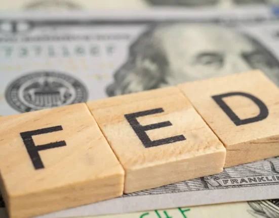 US Fed kept interest rate steady
