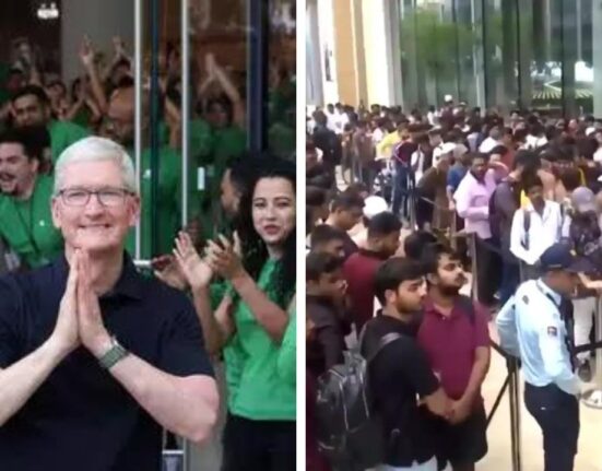 Huge Crowd gathered to buy new iPhone 16 series in India: who say India is a poor country?