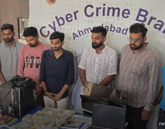 17 People including 4 Taiwanese arrested in a digital fraud of Rs 80 lakh in Ahmedabad