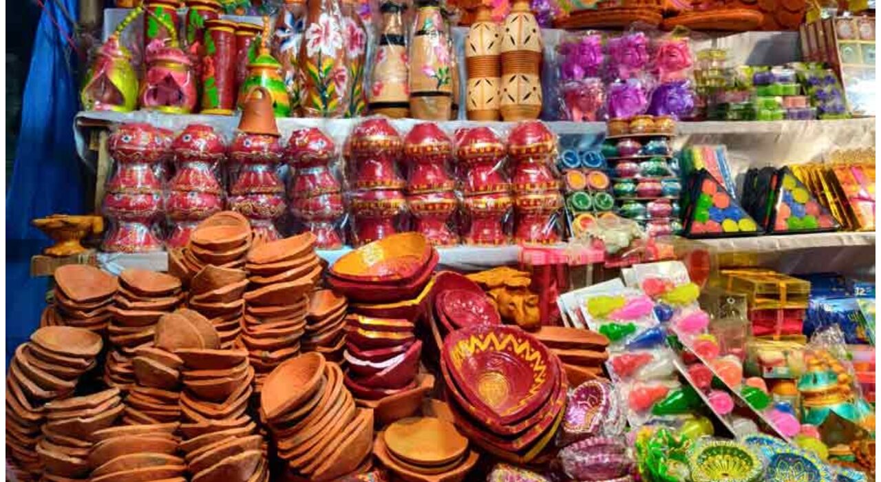 6 Reasons to Buy From Locals on Diwali 2024