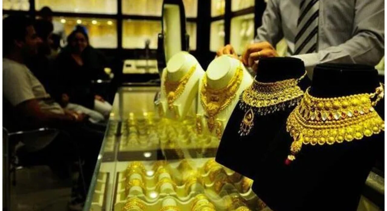 Today's gold prices in India remains stable after 5-day rally: Check latest rates