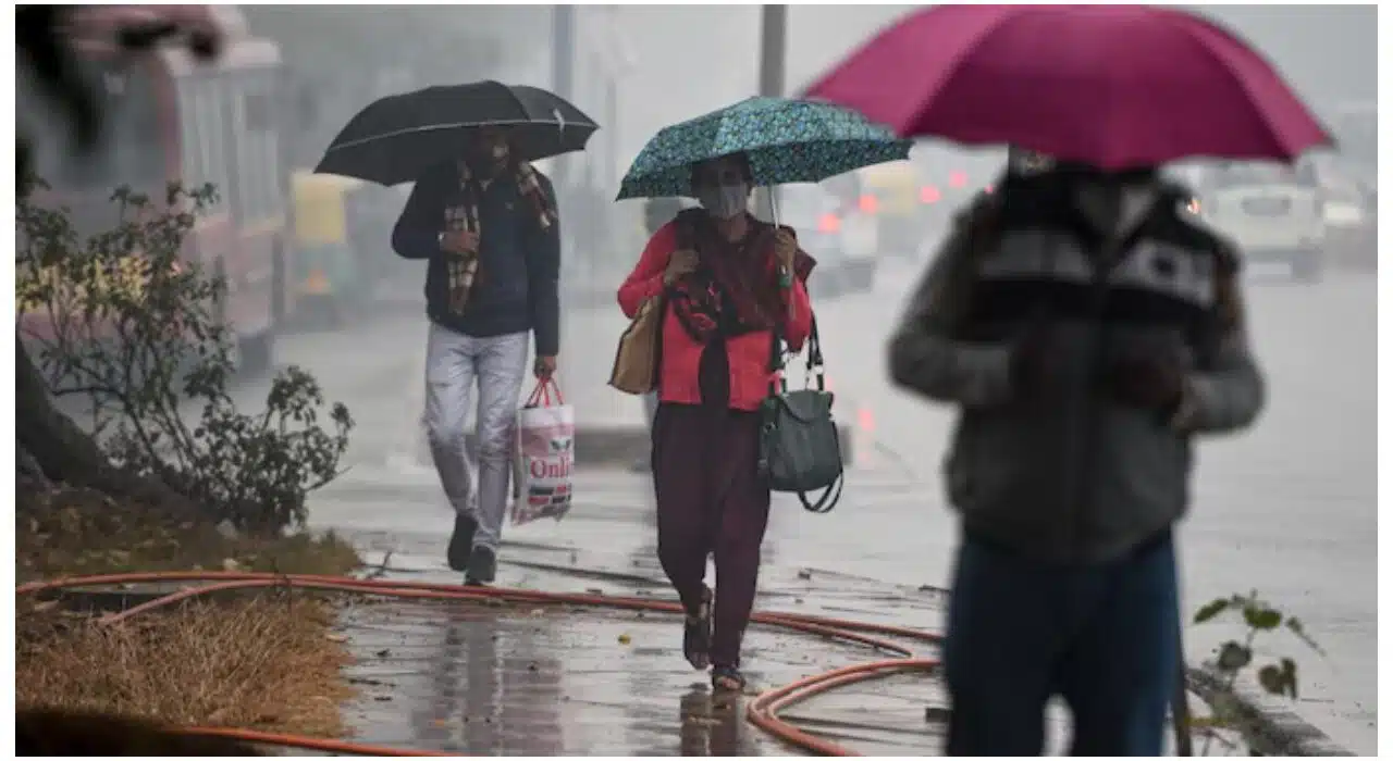 Delhi Weather Forecast: Extreme Rainfall Alert Issued Until New Year