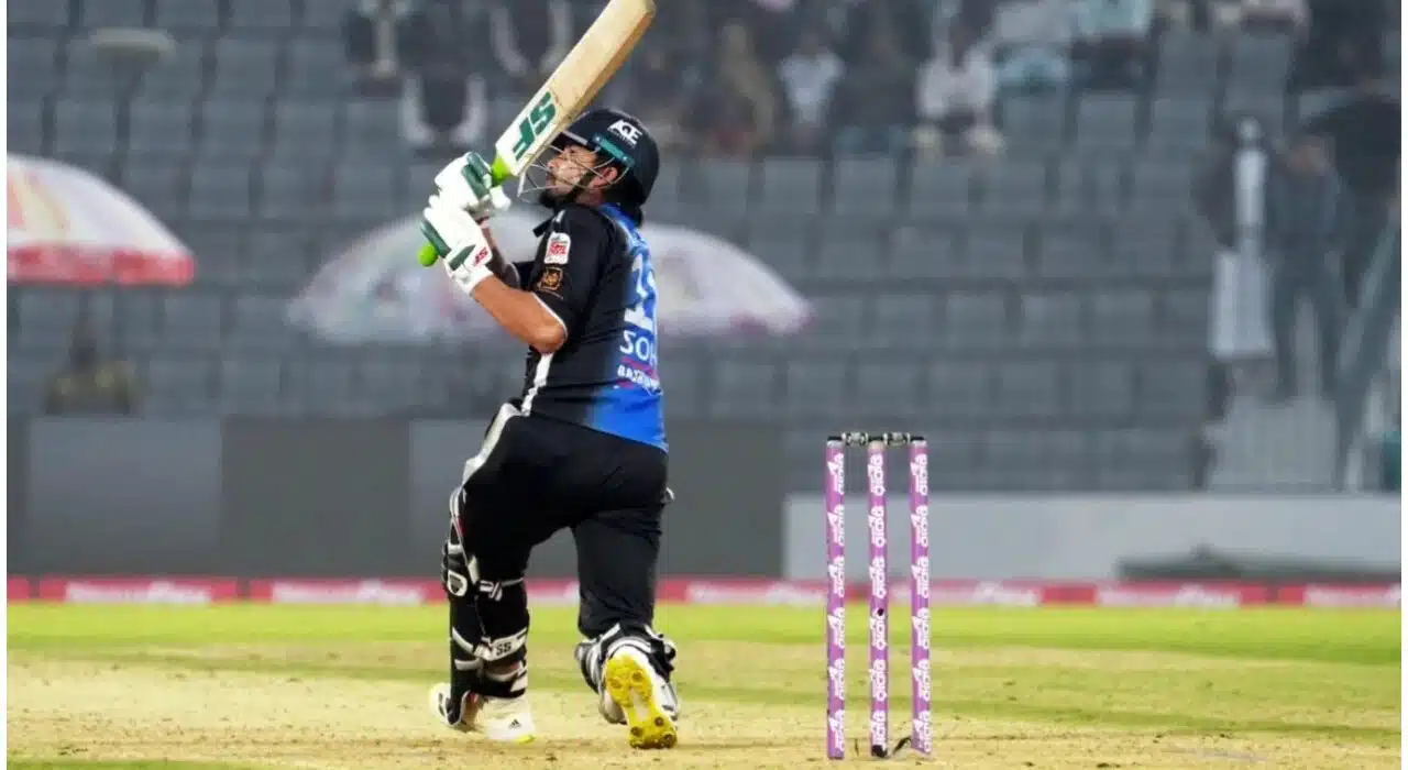 Watch: Rangpur Riders' Nurul Hasan smashes third-highest final-over score in T20s