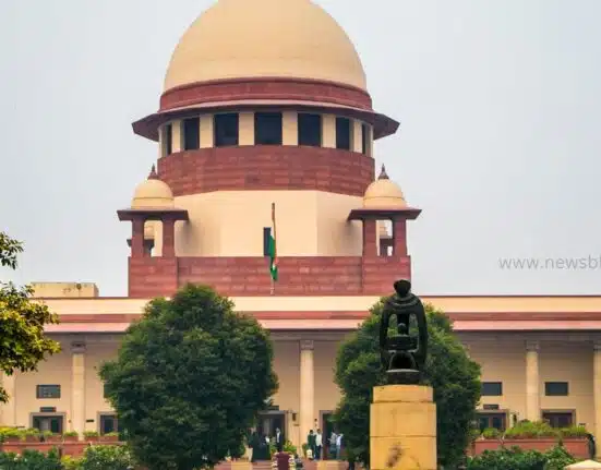 Supreme Court hear BRS' Plea on MLAs' Defections: Party Seeks 'reasonable time'