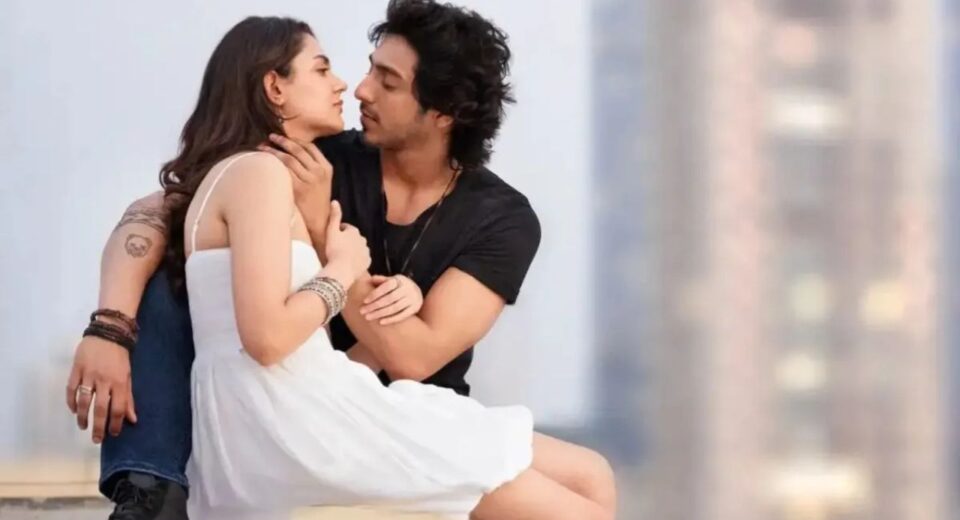Saiyaara Advance Booking of over 50,000 Tickets: Ahaan Panday’s Film Earned Rs 4.41 Cr at Box Office