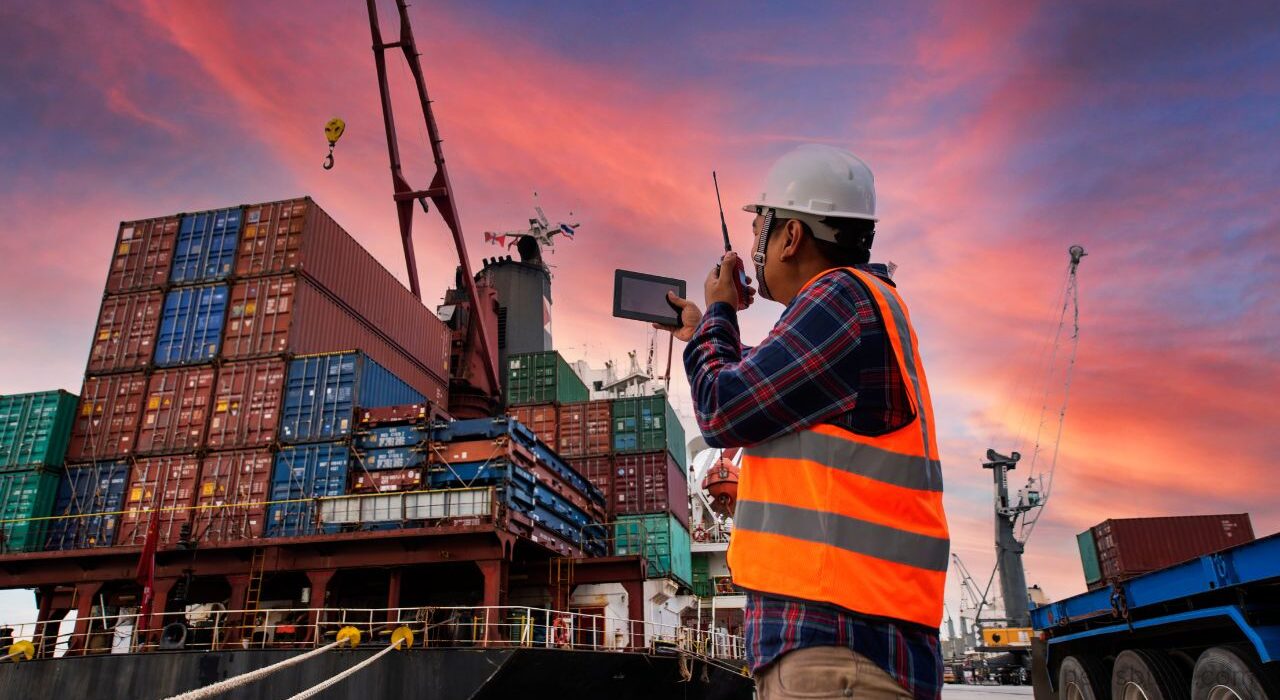 Benefits and Drawbacks of Going to Trial in a Maritime Injury Case