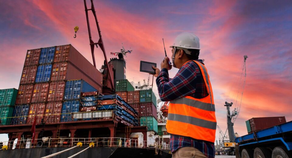 Benefits and Drawbacks of Going to Trial in a Maritime Injury Case