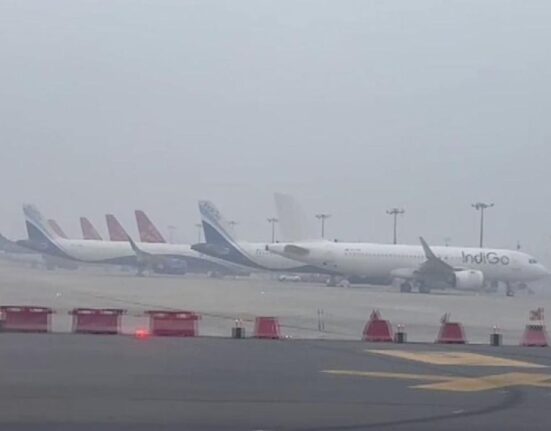 Severe Fog Disrupts Air Travel: 66 Flights Cancelled at Delhi Airport