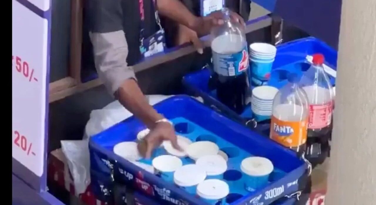 Video Shows Vendors Pouring Cup Drinks Back into Bottles at Delhi Arun Jaitley Stadium