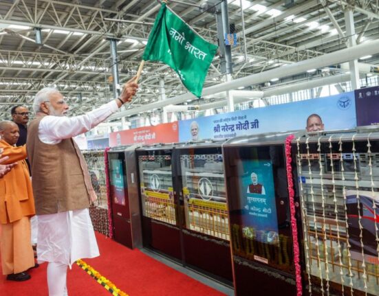 Modi Inaugurates Delhi-Meerut RRTS and Meerut Metro, Sparking Patriotic Chants