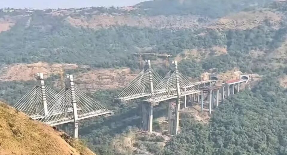 Proposal to Limit Mumbai-Pune Missing Link to Cars for First Six Months