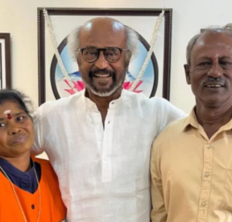 Rajinikanth Gifts Gold Chain to Honest Chennai Sanitation Worker