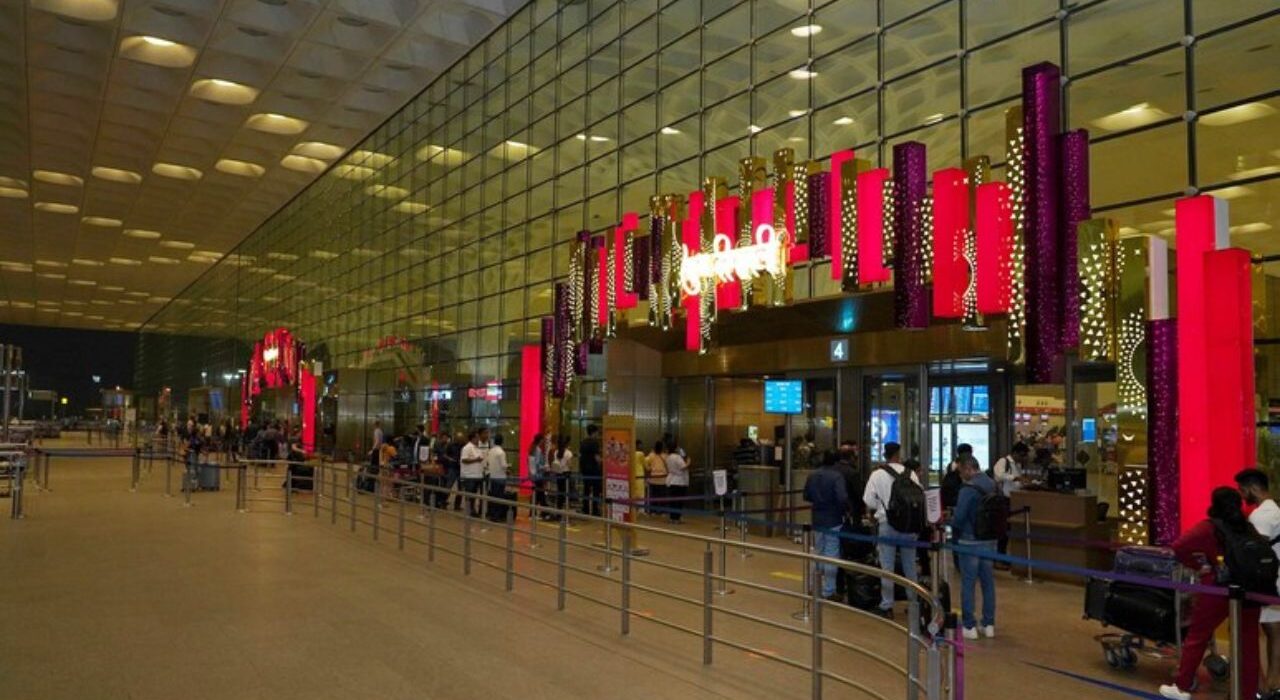 Bomb Hoax at Mumbai Airport: Accused Passenger Taken Into Custody