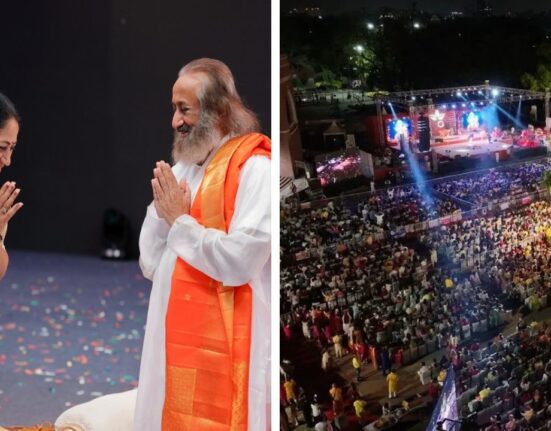Delhi CM Rekha Gupta Joins Sri Sri Ravi Shankar at Massive Bhajan Event