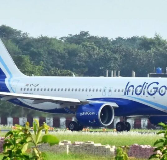 Engine Failure Forces IndiGo Flight to Make Emergency Landing in Delhi