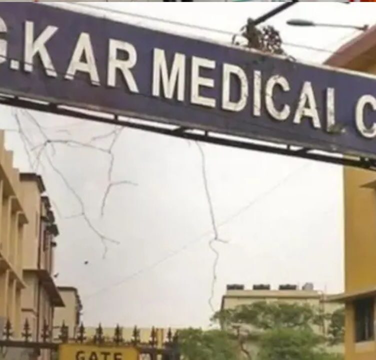 Man Dies Trapped in Kolkata Hospital Elevator for Over an Hour