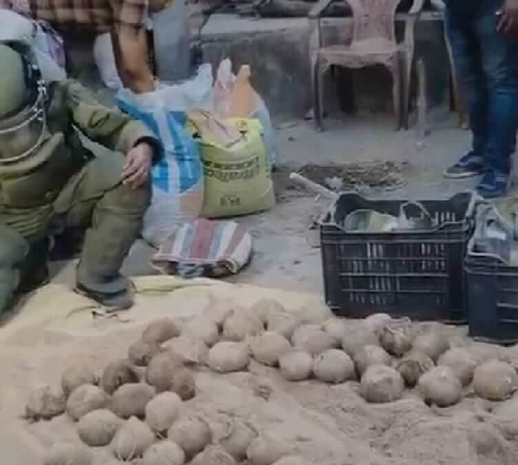 100 Crude Bombs Recovered from TMC Worker's House in Bhangar Before Phase 2 Polls