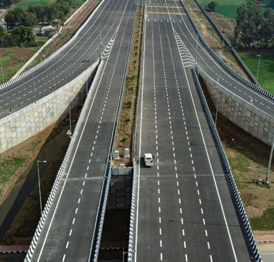 Mumbai-Pune Expressway Closed for 3 Hours Today & Tomorrow Near This Stretch