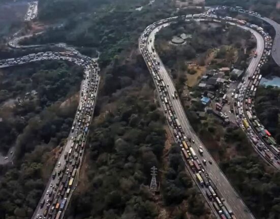 Mumbai-Pune Missing Link Opens May 1, Trucks Banned Initially