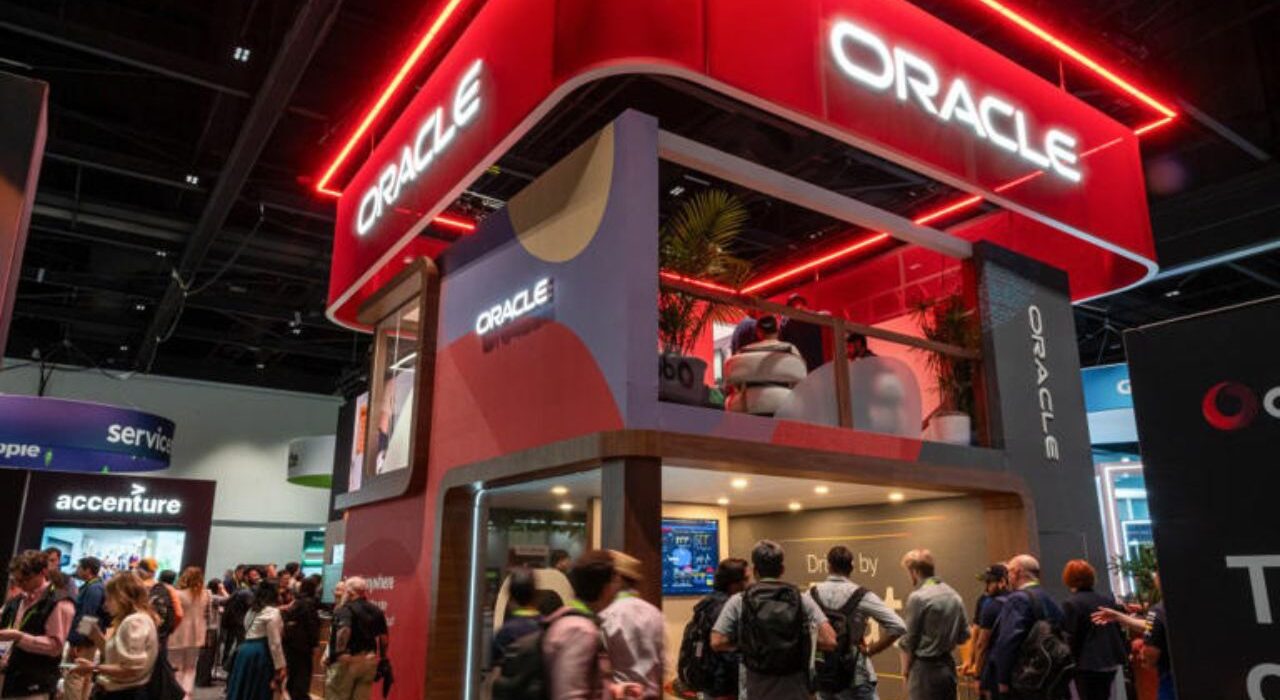 Oracle Lays Off 20,000-30,000 Workers in Major Restructuring
