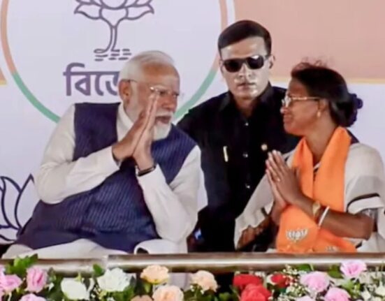TMC Took Away Her Daughter”: Modi at Rally with Mamata Banerjee in Focus Over RG Kar Case