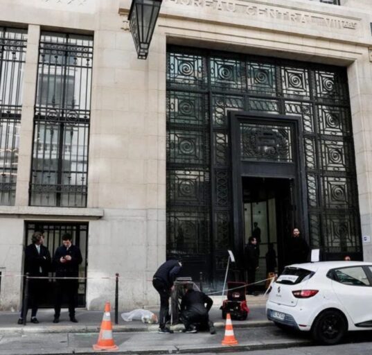 Teens Charged in Bank of America Bomb Plot, Face Terrorism Allegations