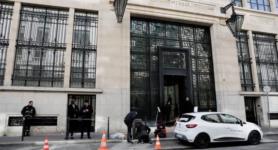 Teens Charged in Bank of America Bomb Plot, Face Terrorism Allegations