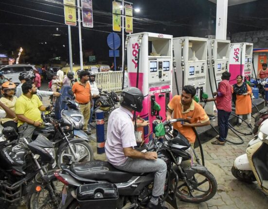 India's Petrol and Diesel Prices Rise for Fourth Time in 10 Days