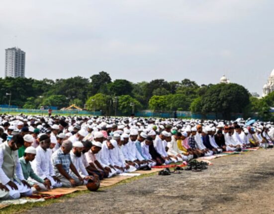 Kolkata Red Road Stays Open During Eid Prayers Under New BJP Government