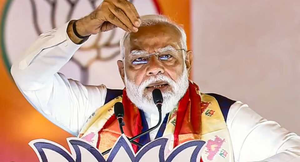 Modi Calls for Austerity to Save Foreign Exchange Amid Oil Crisis