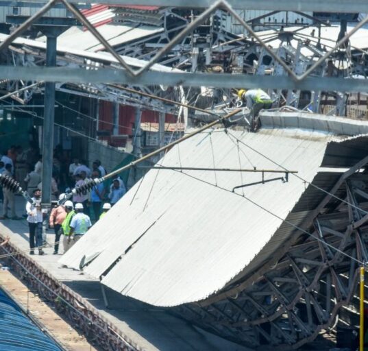 Tin Shed Collapse at Lucknow Charbagh Station Injures Three